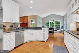 9220 Davis Dr, Lorton, VA 22079 - Photo 16
