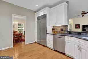 9220 Davis Dr, Lorton, VA 22079 - Photo 24
