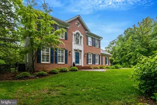 9220 Davis Dr, Lorton, VA 22079 - Photo 2