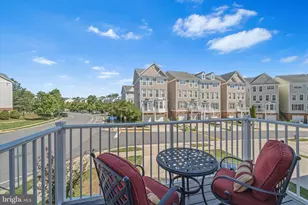 2499 Curie, Herndon, VA 20171 - Photo 2