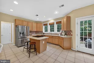 3607 Ox Ridge Ct, Fairfax, VA 22033 - Photo 10