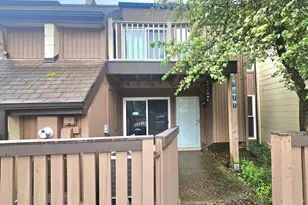 8077 Pantano Pl, Alexandria, VA 22309 - Photo 2