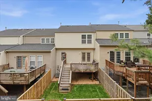 14279 Glade Spring Dr, Centreville, VA 20121 - Photo 32