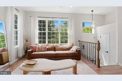 12000 Edgemere Circle, Reston, VA 20190 - Photo 4