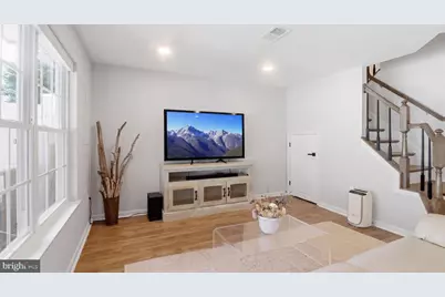 12000 Edgemere Circle, Reston, VA 20190 - Photo 24