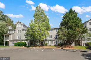 12864 Fair Briar Ln, Fairfax, VA 22033 - Photo 28