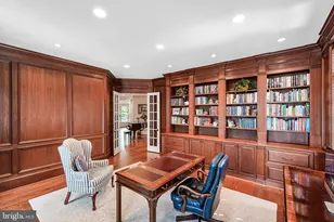 6807 Wemberly Way, McLean, VA 22101 - Photo 12