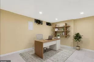 12136 Wedgeway Ct, Fairfax, VA 22033 - Photo 32