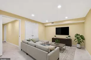 12136 Wedgeway Ct, Fairfax, VA 22033 - Photo 30