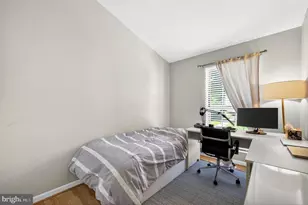 12136 Wedgeway Ct, Fairfax, VA 22033 - Photo 24