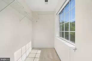 4431 Eastwick Ct, Fairfax, VA 22033 - Photo 24