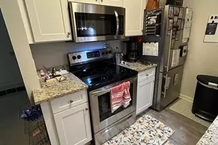 5821 Royal Ridge Dr, Springfield, VA 22152 - Photo 10