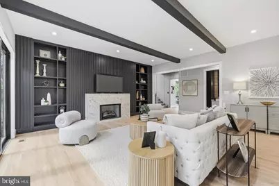 1736 Great Falls Street, McLean, VA 22101 - Photo 4