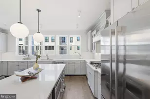 12558 Ov Dr, Fairfax, VA 22033 - Photo 14