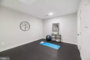 2336 N Oak St, Falls Church, VA 22046 - Photo 128