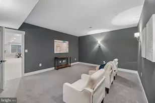 2336 N Oak St, Falls Church, VA 22046 - Photo 114