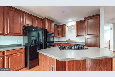 11618 Park Vista Boulevard, Fairfax, VA 22030 - Photo 6