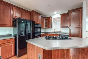 11618 Park Vista Blvd, Fairfax, VA 22030 - Photo 6