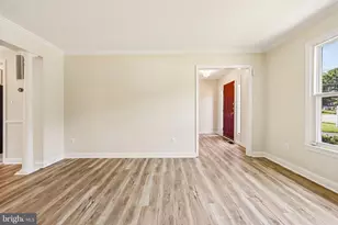 14600 Jenn Ct, Centreville, VA 20120 - Photo 12