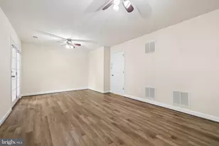 5724 Wood Creek Ln, Centreville, VA 20120 - Photo 24