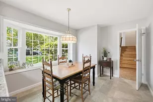 2327 Riviera Dr, Vienna, VA 22181 - Photo 14
