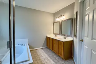 2571 Chase Wellesley Dr, Herndon, VA 20171 - Photo 36