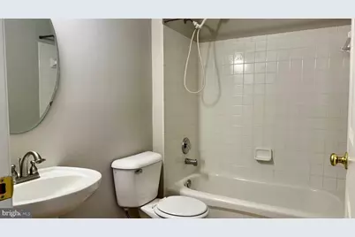 2571 Chase Wellesley Drive, Herndon, VA 20171 - Photo 12