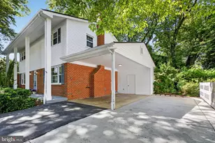 6710 Sydenstricker Rd, Springfield, VA 22152 - Photo 2