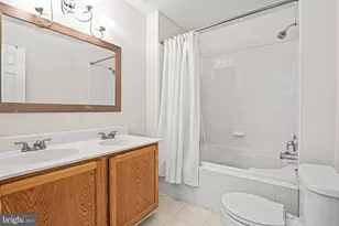 13163 Kidwell Field Rd, Herndon, VA 20171 - Photo 18
