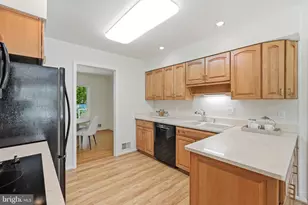 3425 Bedivere Ct, Annandale, VA 22003 - Photo 28
