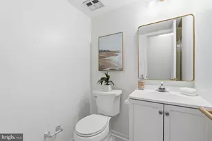 3425 Bedivere Ct, Annandale, VA 22003 - Photo 22