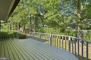 3425 Bedivere Ct, Annandale, VA 22003 - Photo 36
