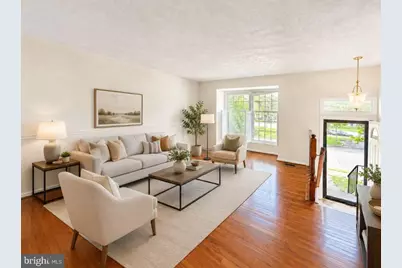 13336 Burkitts Road, Fairfax, VA 22033 - Photo 2