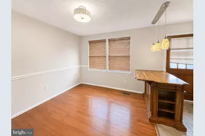 13336 Burkitts Road, Fairfax, VA 22033 - Photo 4
