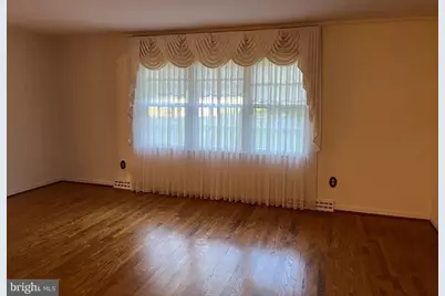 8111 Saxony Drive, Annandale, VA 22003 - Photo 14