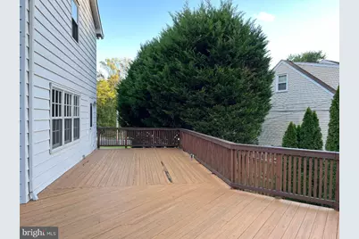 8111 Saxony Drive, Annandale, VA 22003 - Photo 4