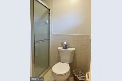 8111 Saxony Drive, Annandale, VA 22003 - Photo 22