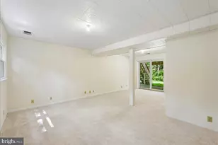 10806 Oldfield Dr, Reston, VA 20191 - Photo 30