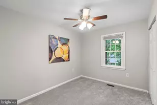 5661 Chelmsford Ct, Burke, VA 22015 - Photo 38