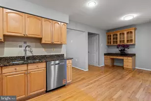 5661 Chelmsford Ct, Burke, VA 22015 - Photo 24