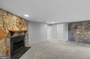5661 Chelmsford Ct, Burke, VA 22015 - Photo 54