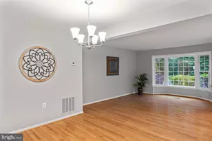 5661 Chelmsford Ct, Burke, VA 22015 - Photo 16