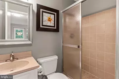 5661 Chelmsford Court, Burke, VA 22015 - Photo 32