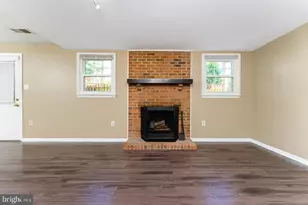8415 Hollis Ln, Vienna, VA 22182 - Photo 26