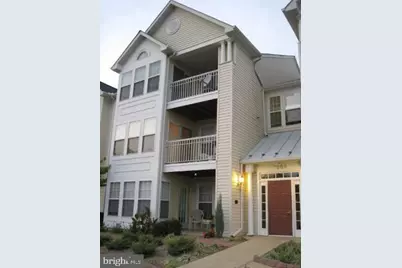 7505 Calderon Court #213, Alexandria, VA 22306 - Photo 2