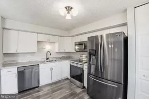 4626 Brentleigh Ct, Annandale, VA 22003 - Photo 12