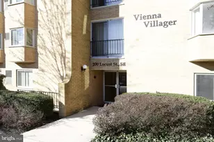 200 Locust St SE, Vienna, VA 22180 - Photo 1