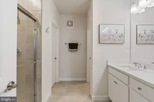 13534 Innovation Station Loop, Herndon, VA 20171 - Photo 16