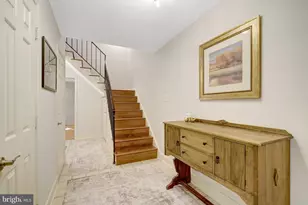 6416 Fleetside Ct, Alexandria, VA 22310 - Photo 8