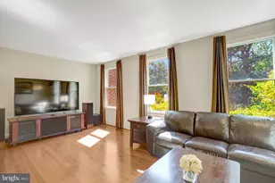 6416 Fleetside Ct, Alexandria, VA 22310 - Photo 18